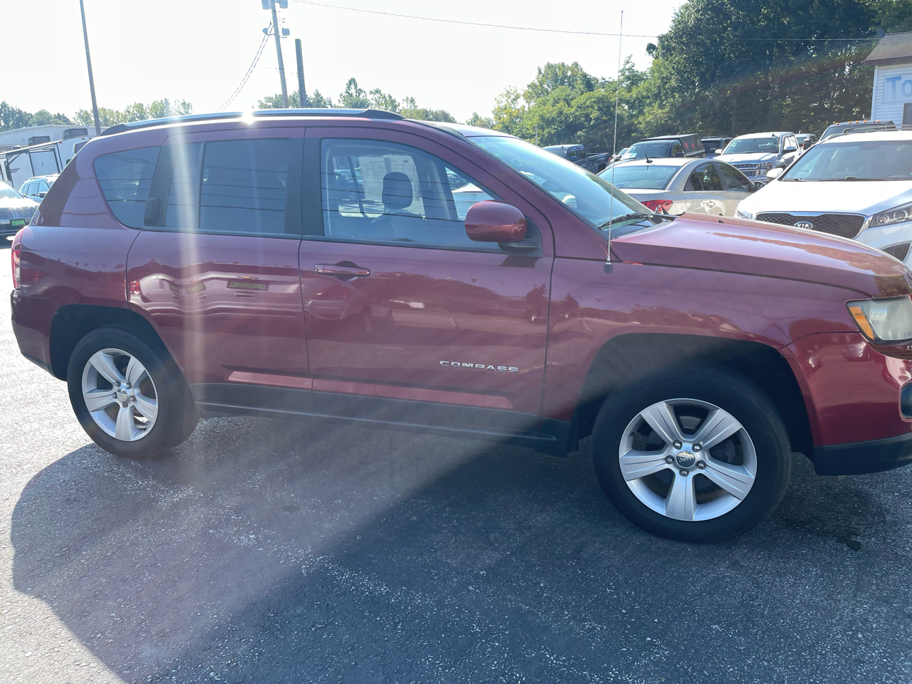 2014 Jeep Compass Latitude photo 4