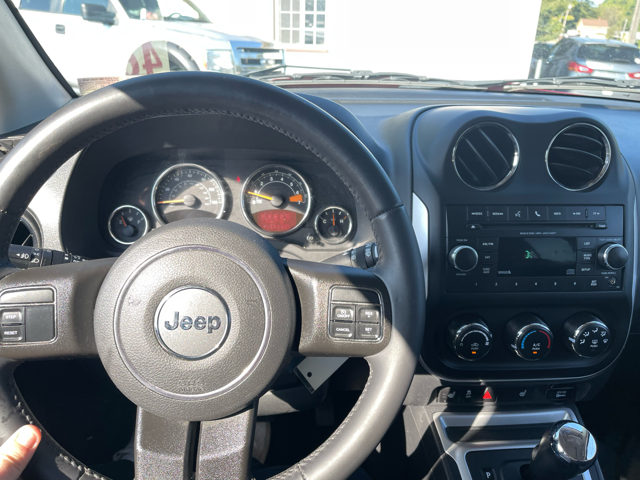 2014 Jeep Compass Latitude photo 8