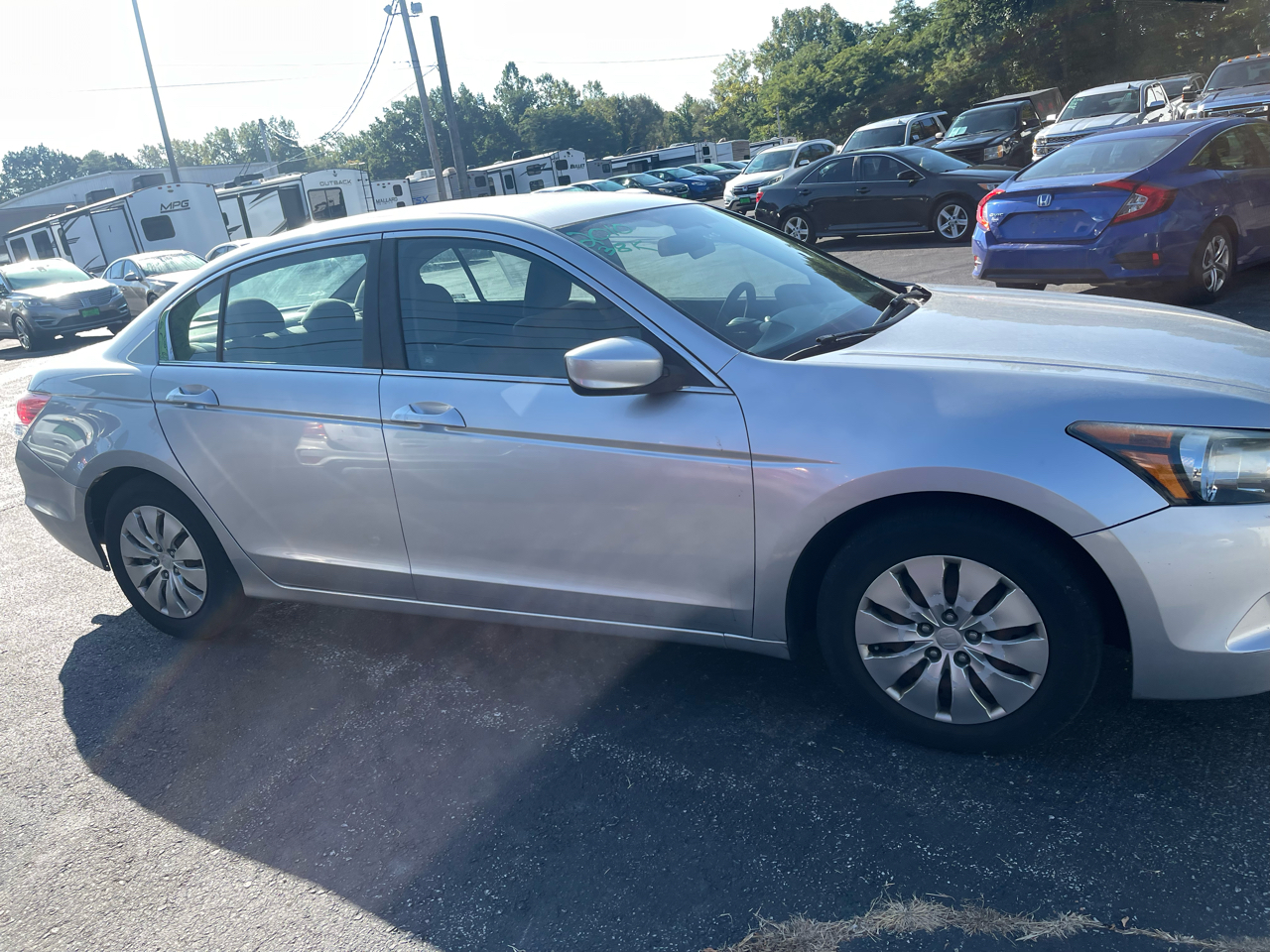 2010 Honda Accord LX photo 4