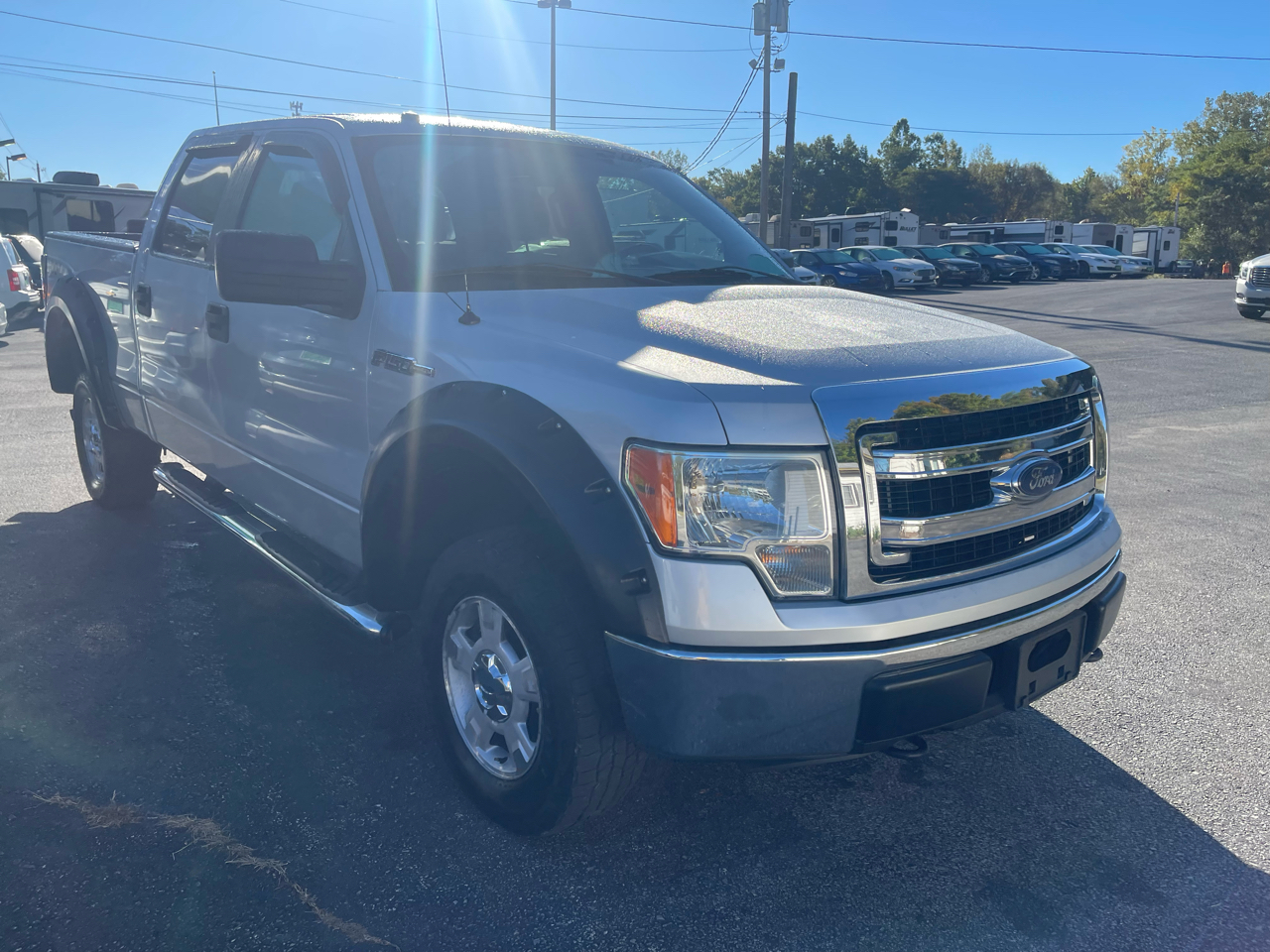 2013 Ford F-150 XLT photo 3