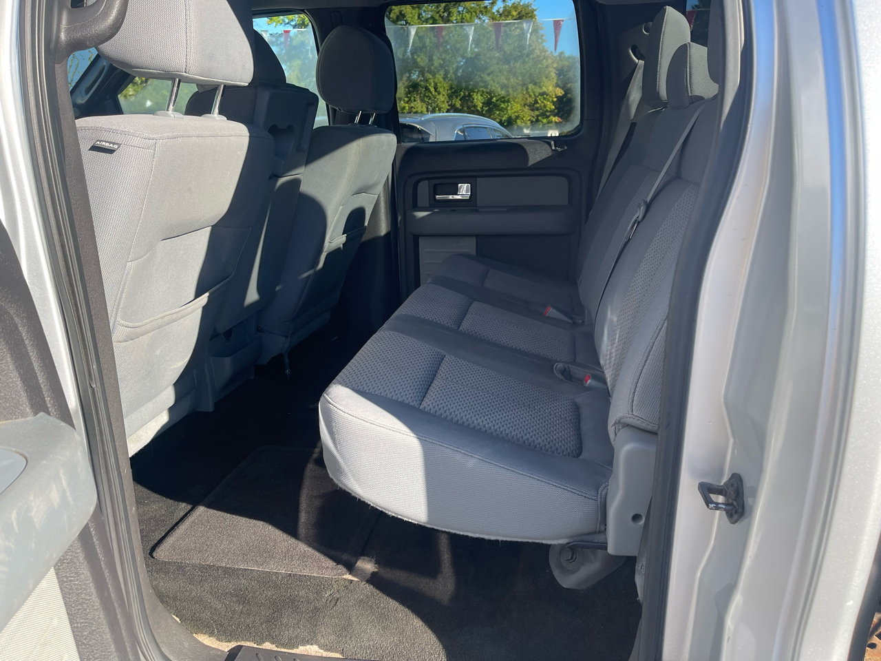 2013 Ford F-150 XLT photo 20