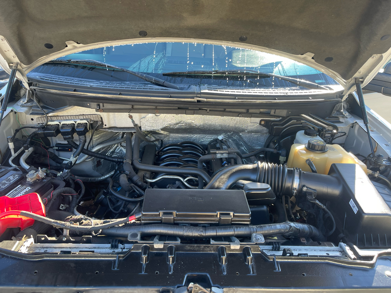 2013 Ford F-150 XLT photo 27