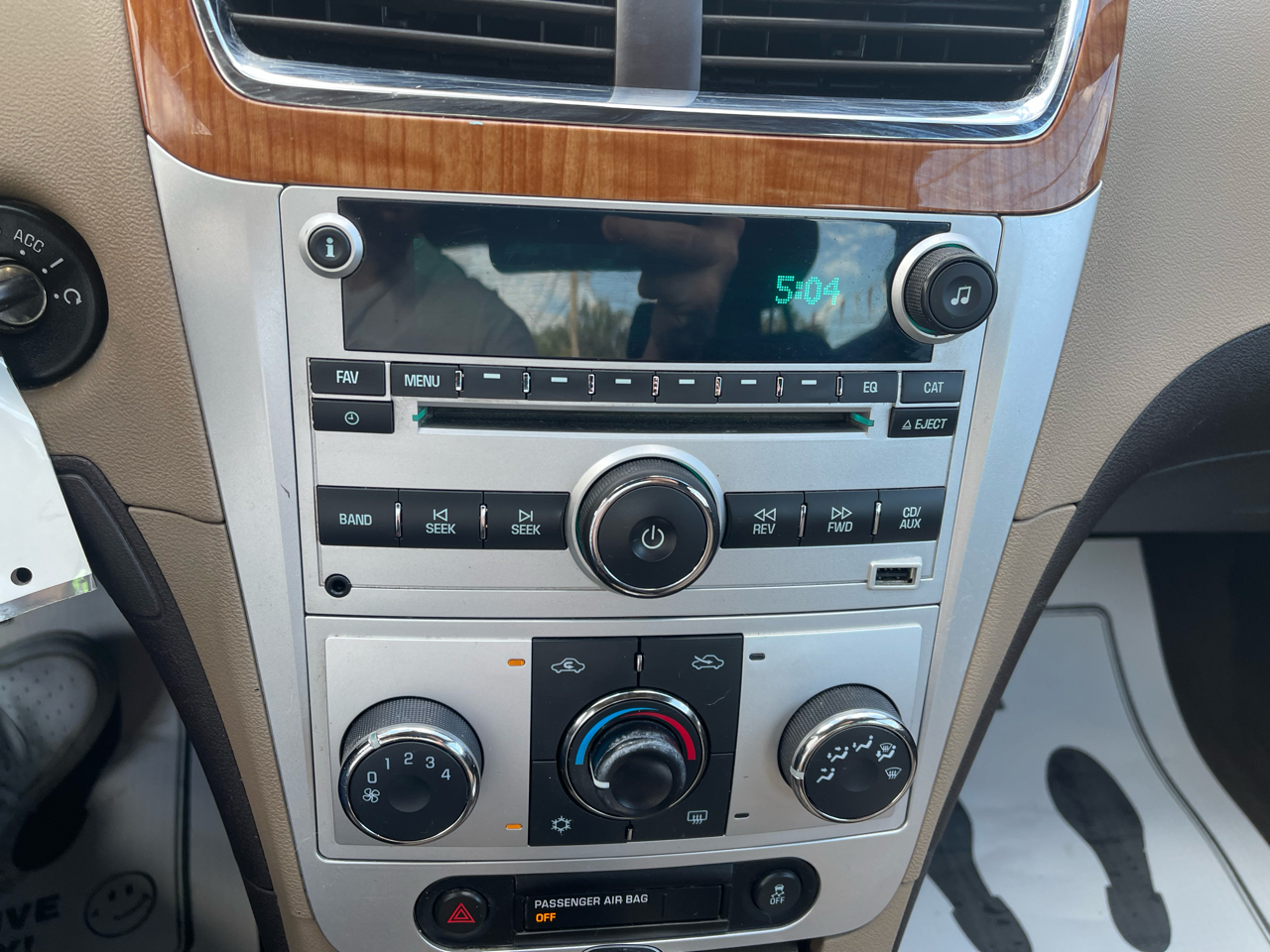 2012 Chevrolet Malibu 1LT photo 16