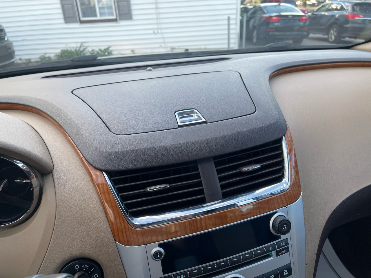 2012 Chevrolet Malibu 1LT photo 18