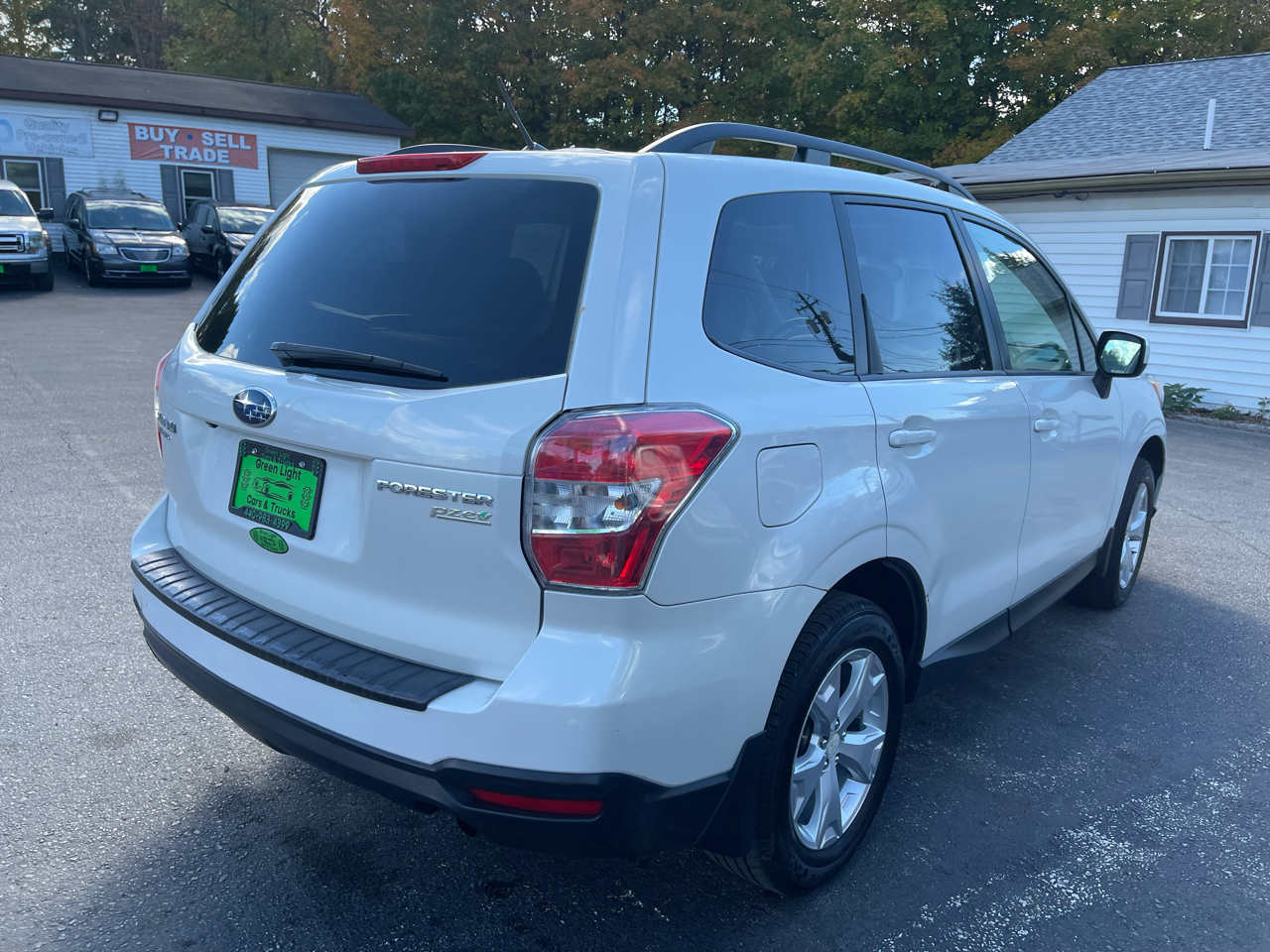 2014 Subaru Forester 2.5i Premium photo 4