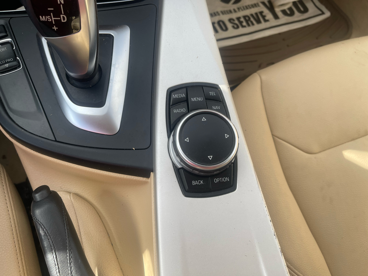 BMW 3 Series 4dr Sdn 320i xDrive AWD 2015 BMW 3 Series 4dr Sdn 320i xDrive AWD 2015