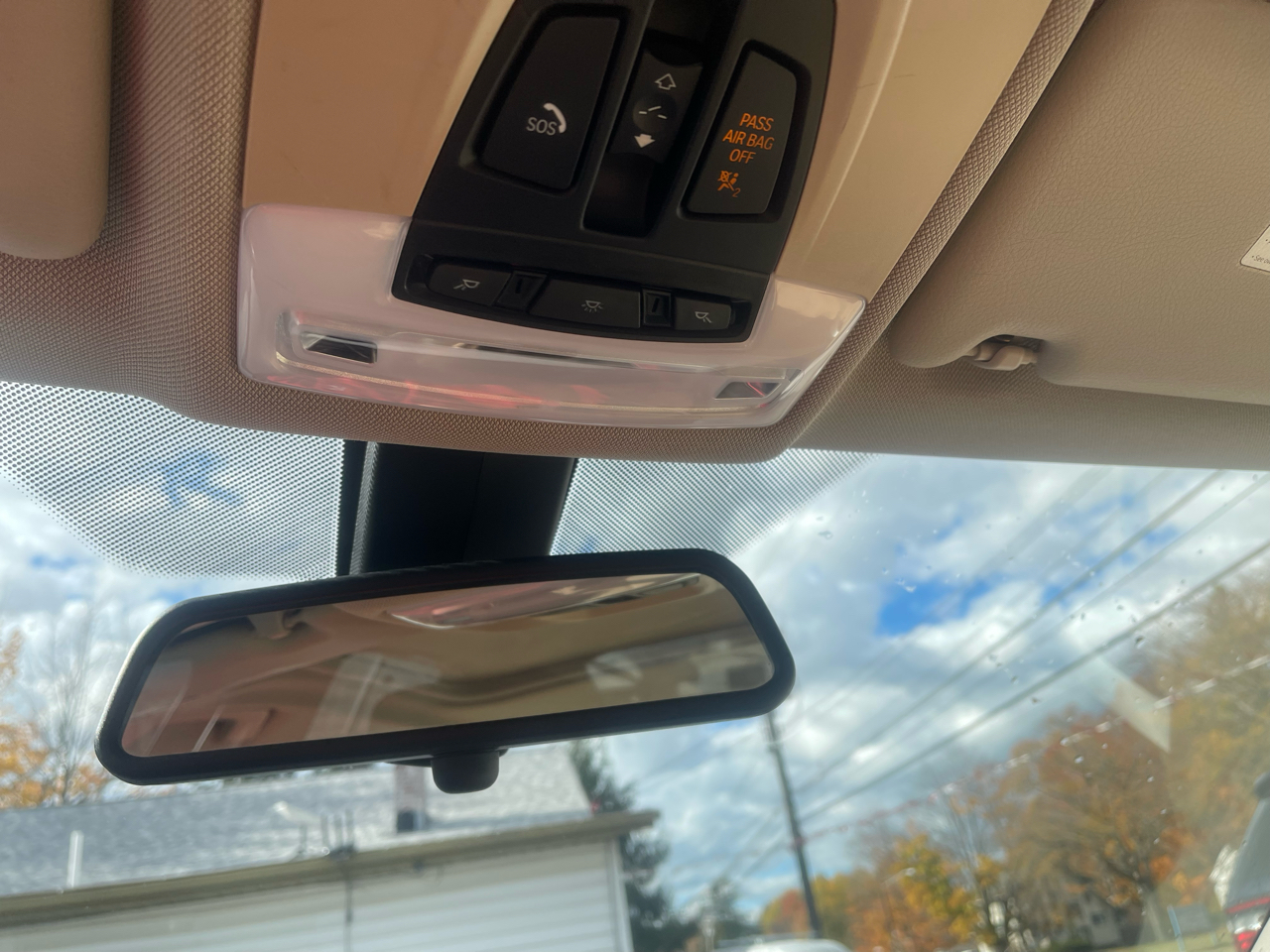 BMW 3 Series 4dr Sdn 320i xDrive AWD 2015 BMW 3 Series 4dr Sdn 320i xDrive AWD 2015