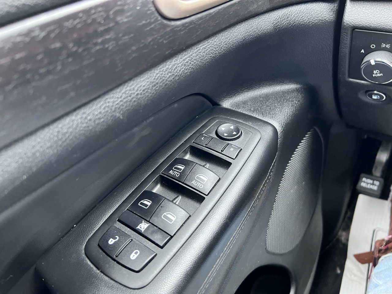 Jeep Grand Cherokee 4WD 4dr Laredo 2014