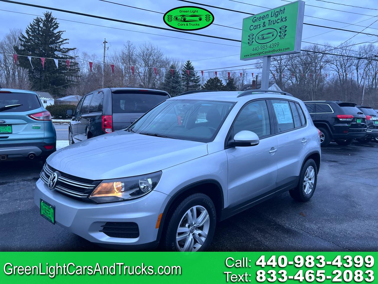 2015 Volkswagen Tiguan S's photo