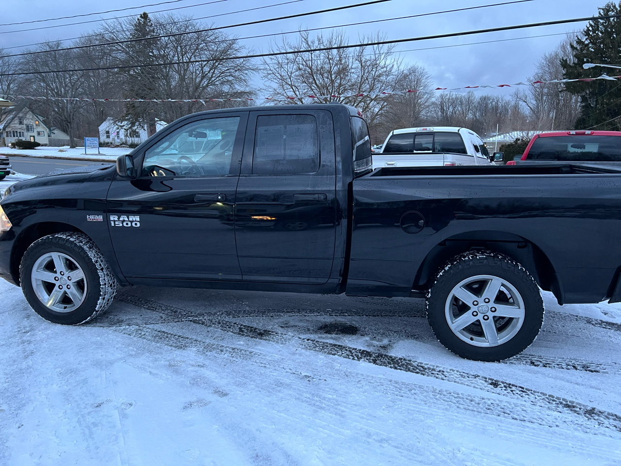 RAM 1500 4WD Quad Cab 140.5" Express 2014