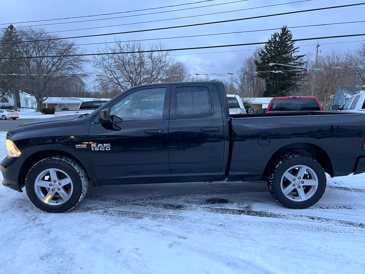 RAM 1500 4WD Quad Cab 140.5" Express 2014