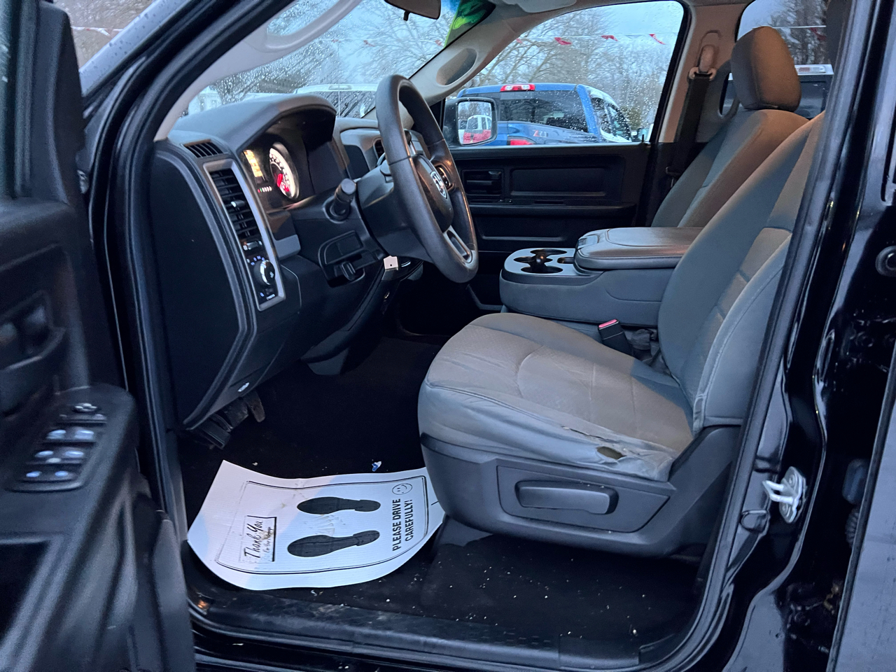 RAM 1500 4WD Quad Cab 140.5" Express 2014