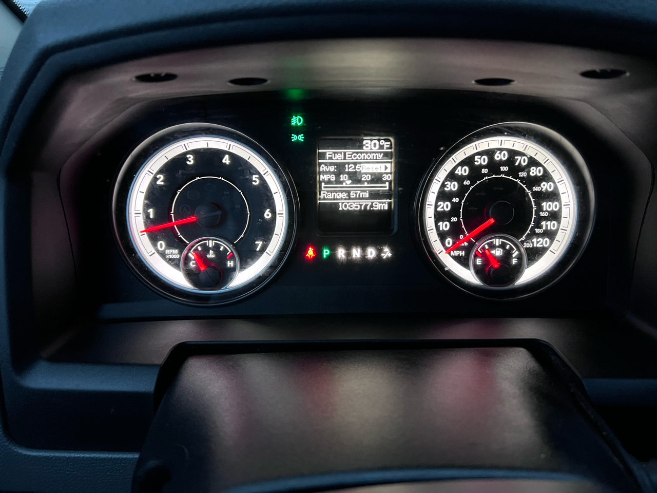 RAM 1500 4WD Quad Cab 140.5" Express 2014