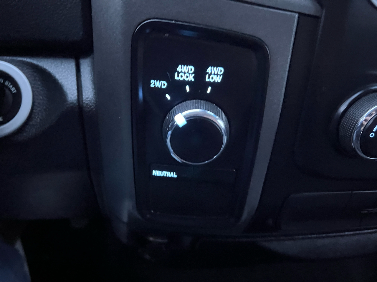 RAM 1500 4WD Quad Cab 140.5" Express 2014