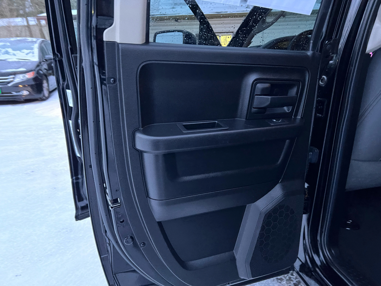 RAM 1500 4WD Quad Cab 140.5" Express 2014