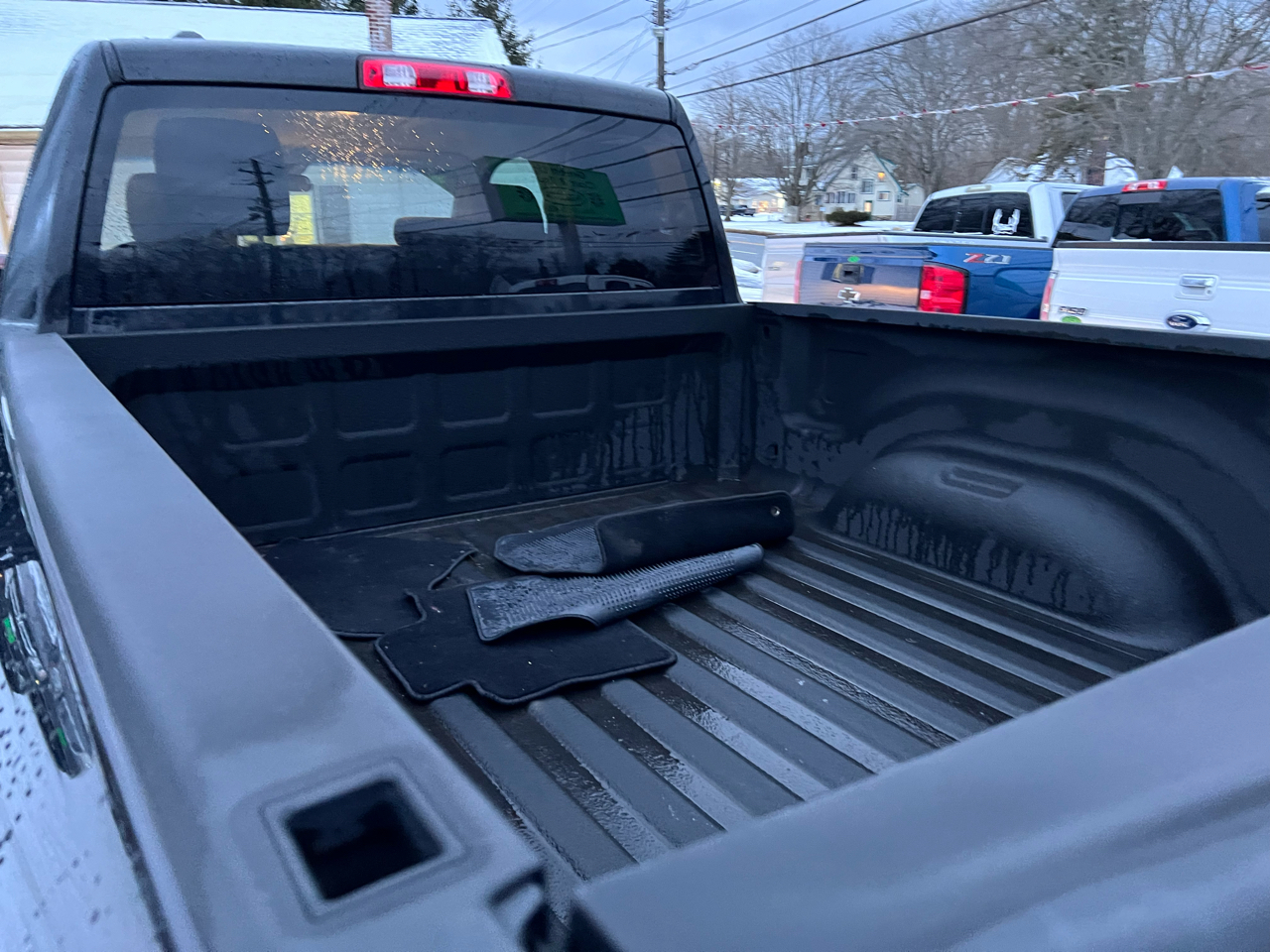 RAM 1500 4WD Quad Cab 140.5" Express 2014