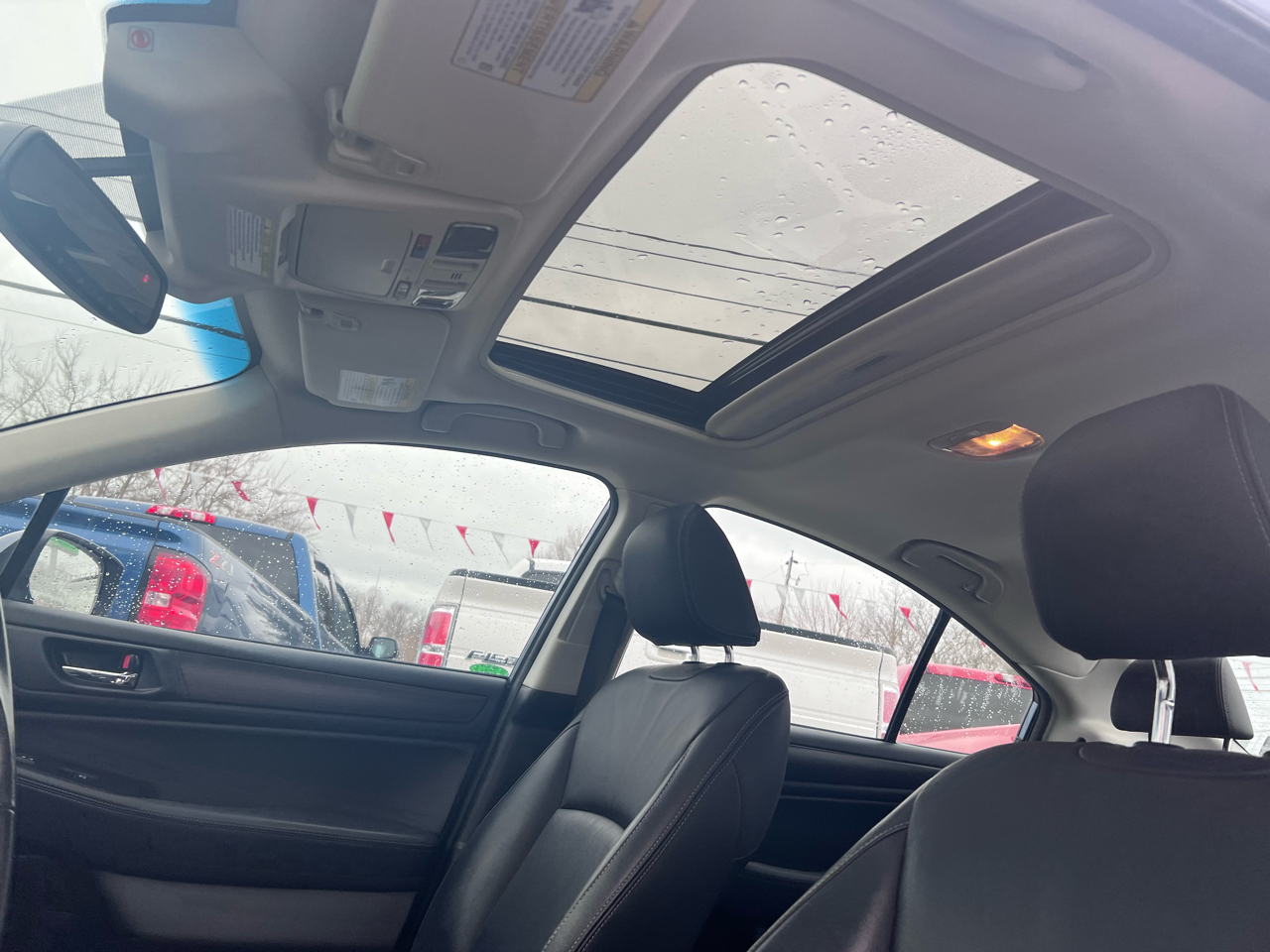 Subaru Legacy 4dr Sdn 2.5i Limited 2016