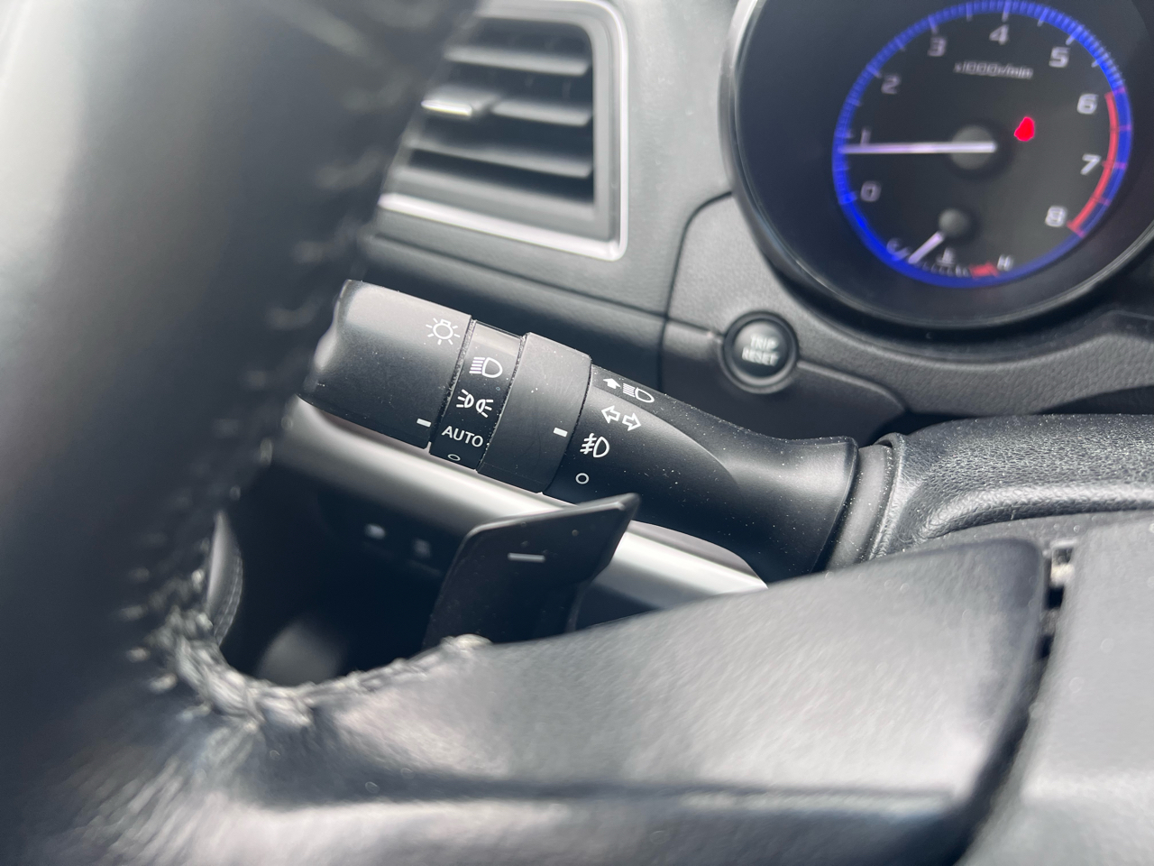 Subaru Legacy 4dr Sdn 2.5i Limited 2016