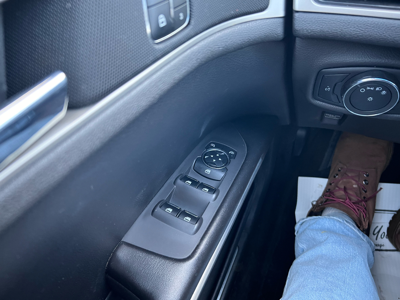 Lincoln MKZ 4dr Sdn FWD 2013