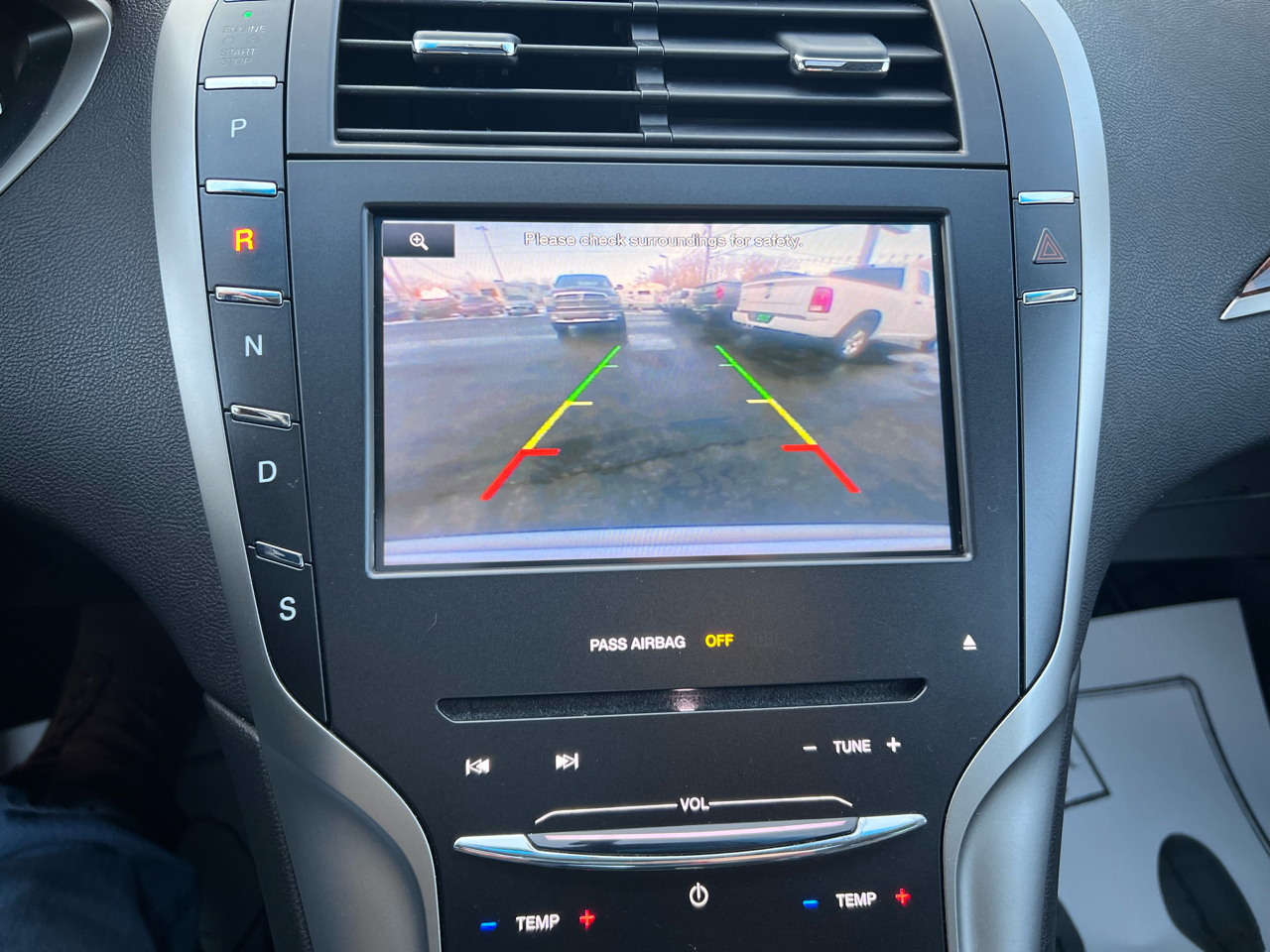 Lincoln MKZ 4dr Sdn FWD 2013