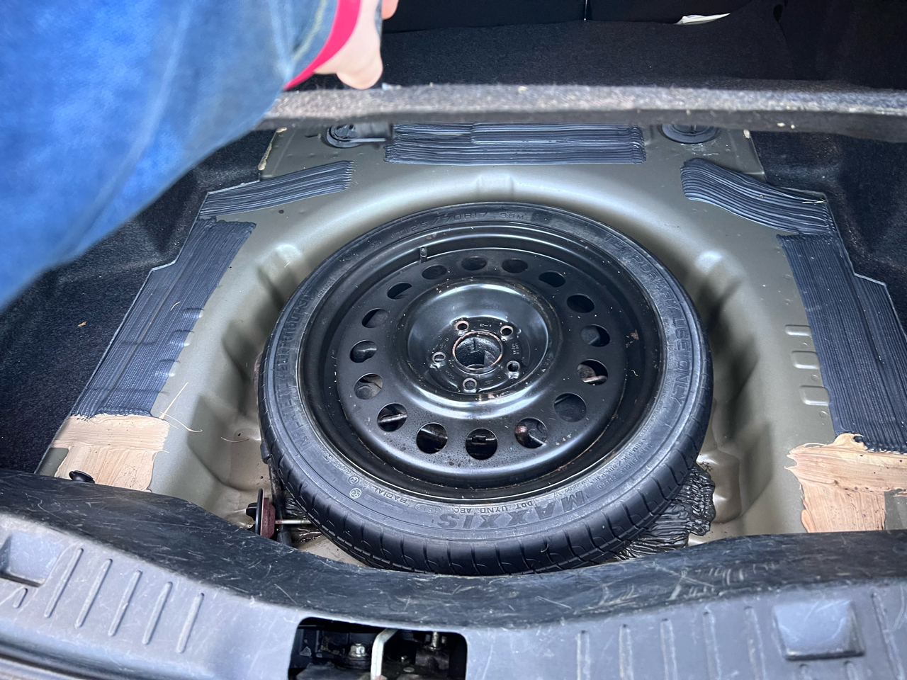 Lincoln MKZ 4dr Sdn FWD 2013