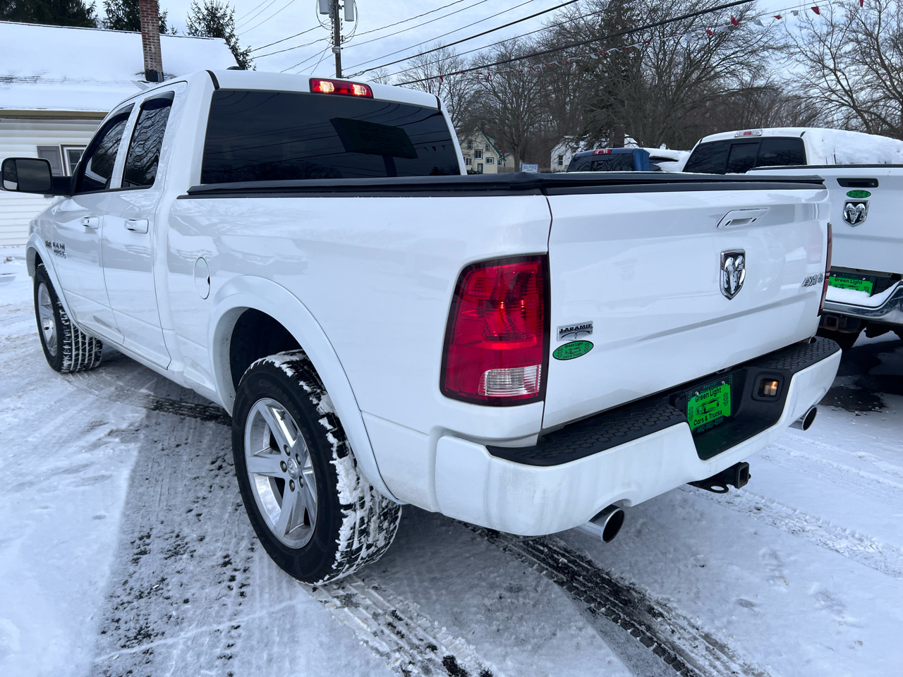 RAM 1500 4WD Quad Cab 140.5" Tradesman 2014