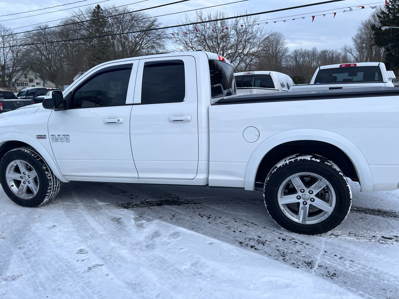 RAM 1500 4WD Quad Cab 140.5" Tradesman 2014