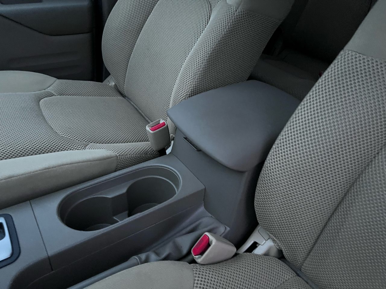 Nissan Frontier 4WD Crew Cab SWB Auto SV 2015