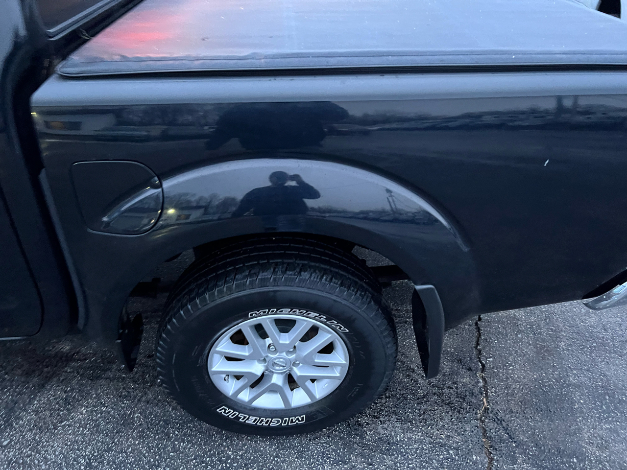 Nissan Frontier 4WD Crew Cab SWB Auto SV 2015