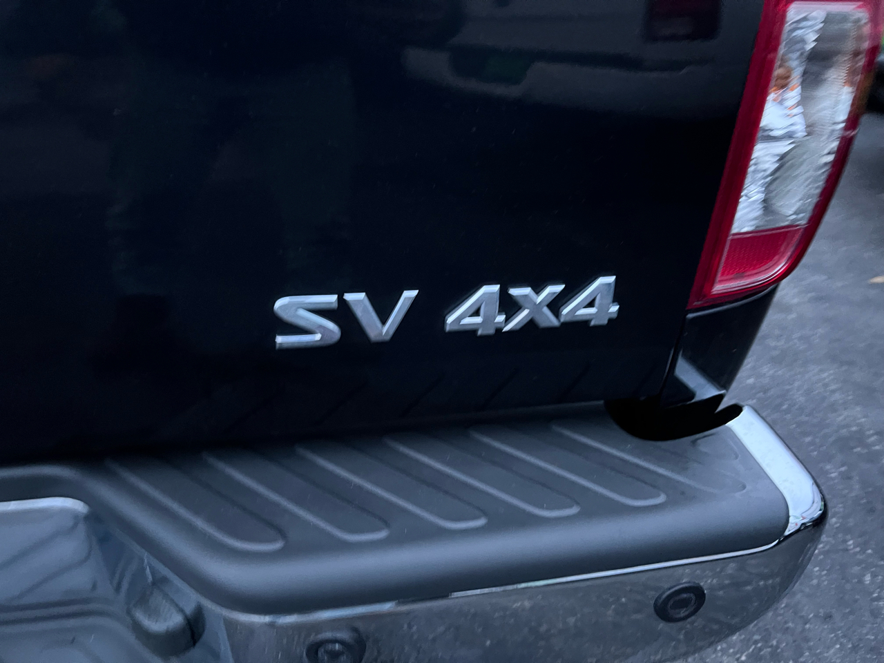 Nissan Frontier 4WD Crew Cab SWB Auto SV 2015