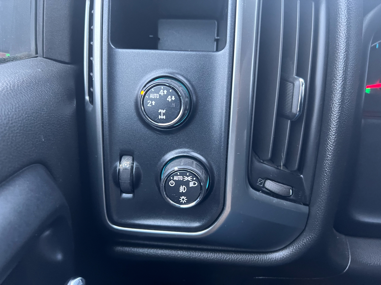 Chevrolet Silverado 1500 4WD Double Cab 143.5" LT w/1LT 2014