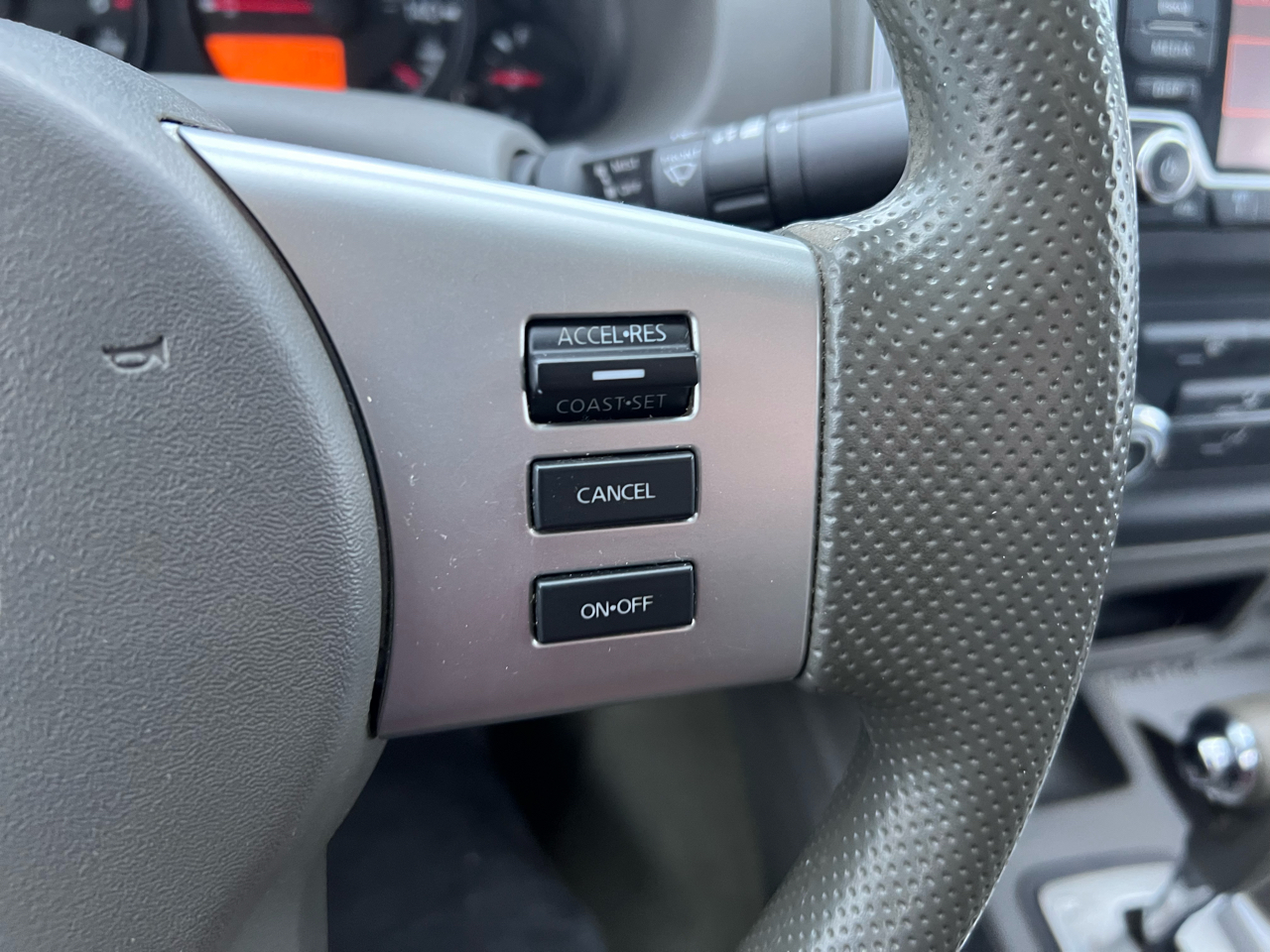 Nissan Frontier 4WD Crew Cab SWB Auto PRO-4X 2016