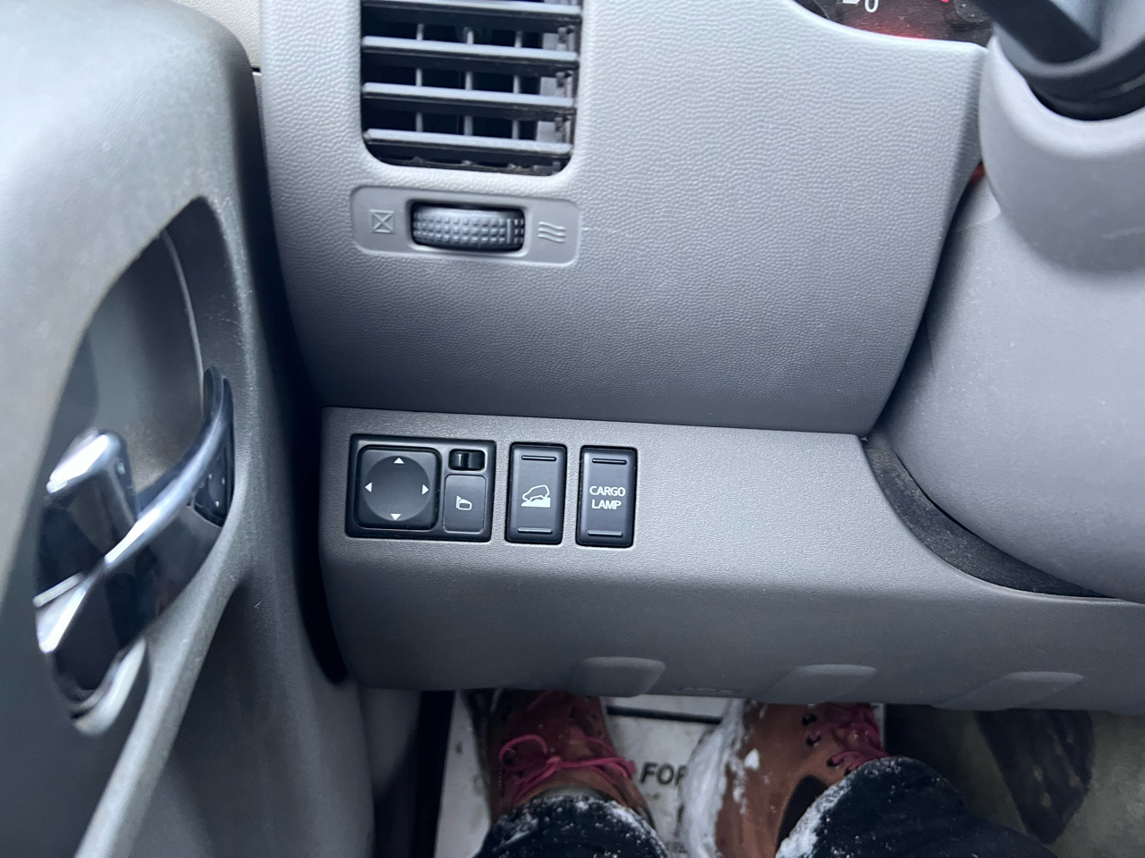 Nissan Frontier 4WD Crew Cab SWB Auto PRO-4X 2016