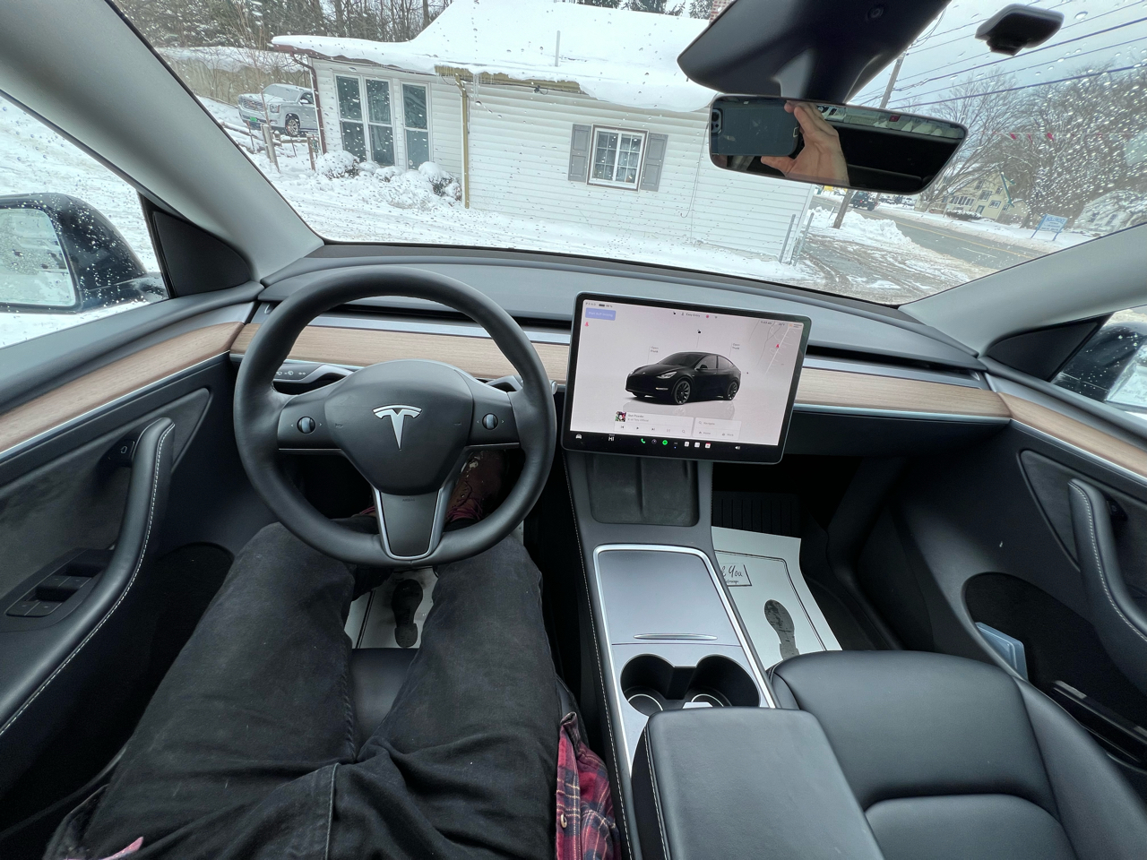 Tesla Model Y Long Range RWD *Ltd Avail* 2024