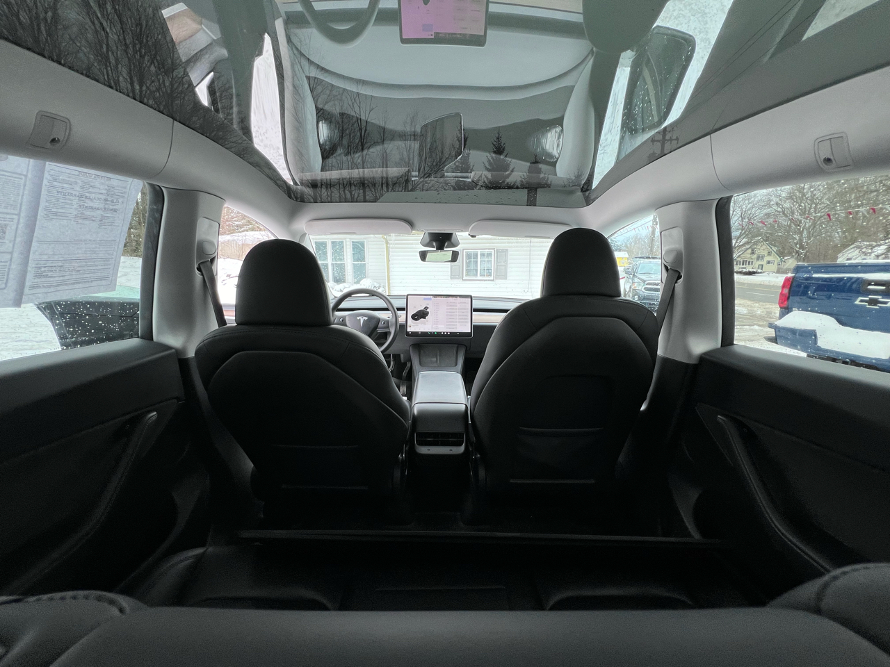 Tesla Model Y Long Range RWD *Ltd Avail* 2024