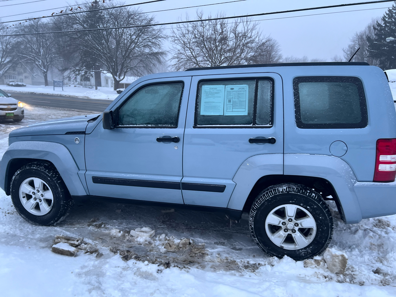 Jeep Liberty 4WD 4dr Sport 2012