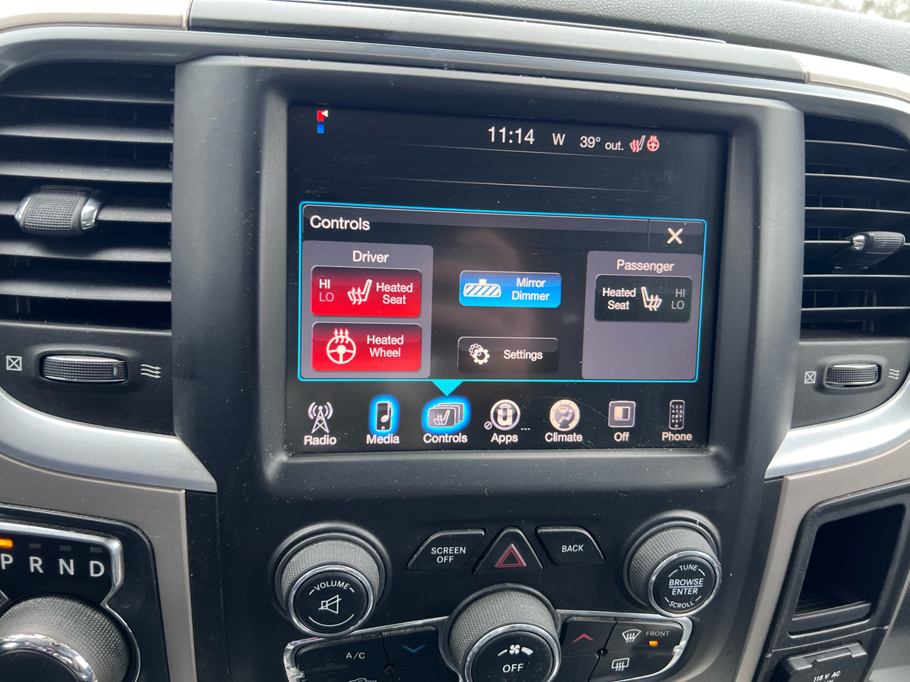 RAM 1500 4WD Quad Cab 140.5" Big Horn 2014