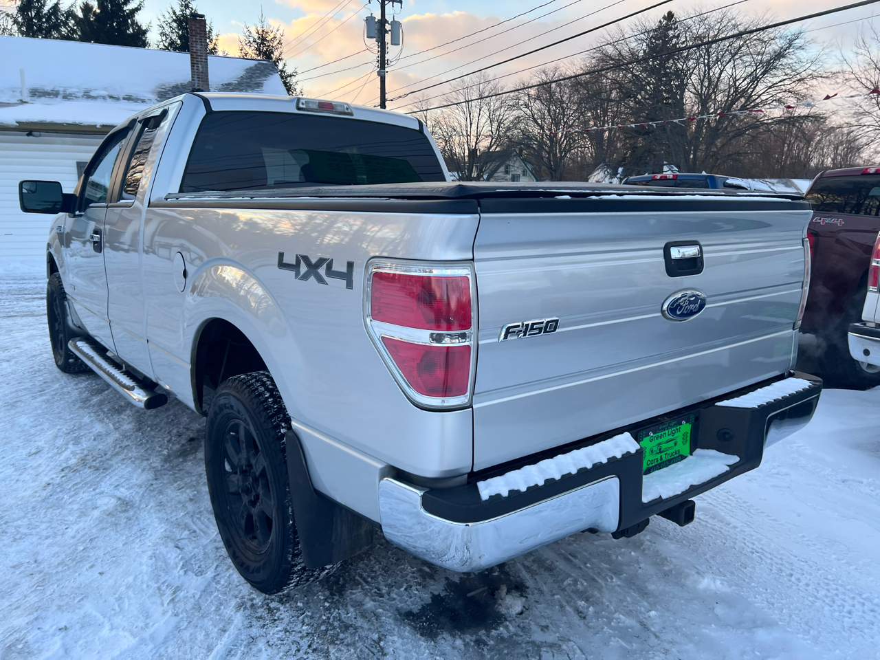 Ford F-150 4WD SuperCab 145" Lariat 2011