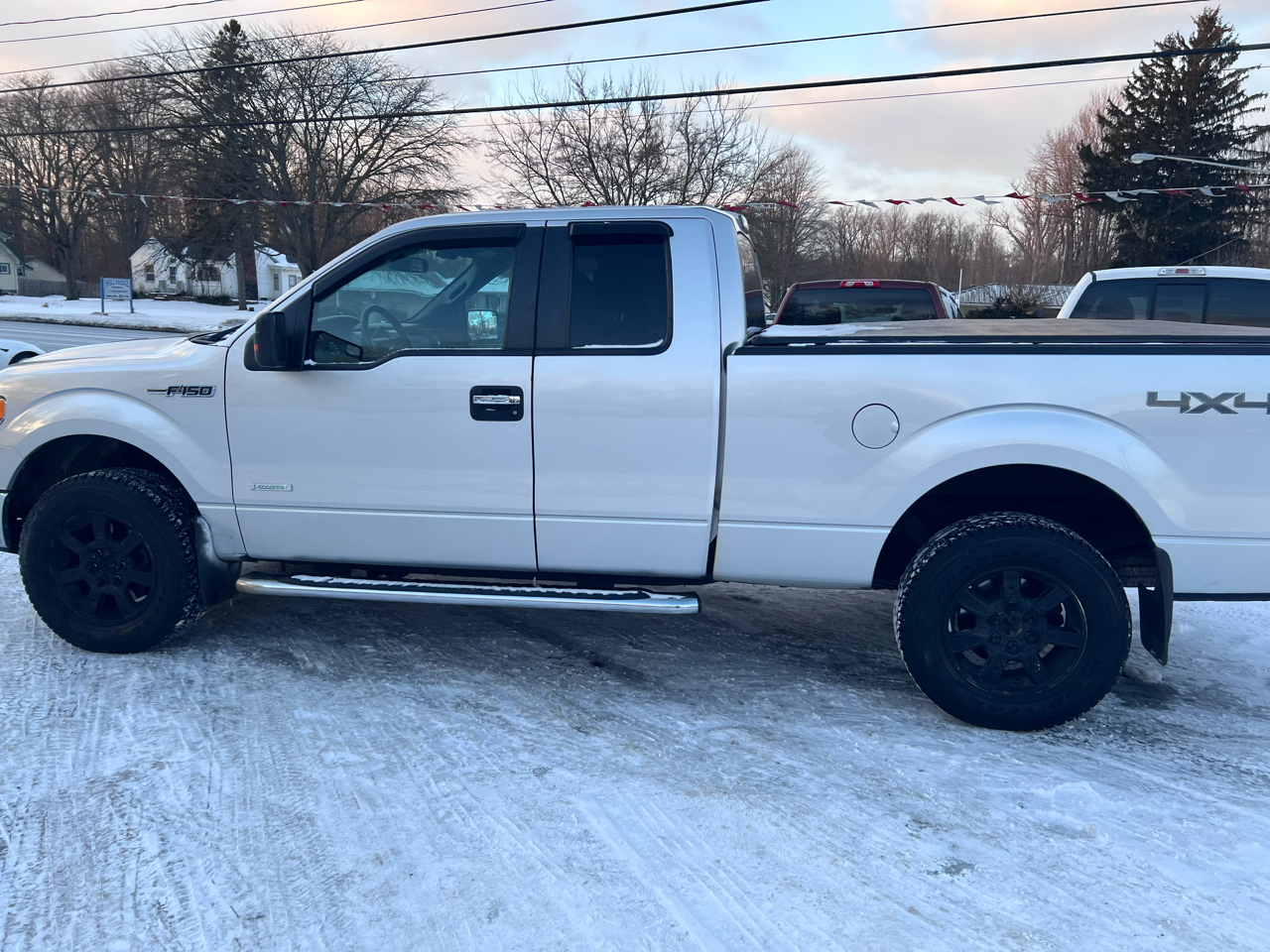 Ford F-150 4WD SuperCab 145" Lariat 2011