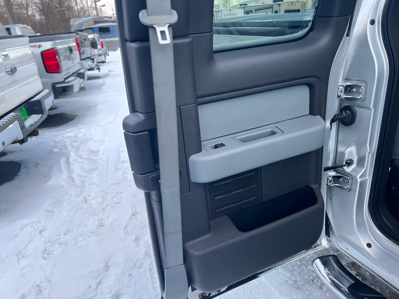 Ford F-150 4WD SuperCab 145" Lariat 2011