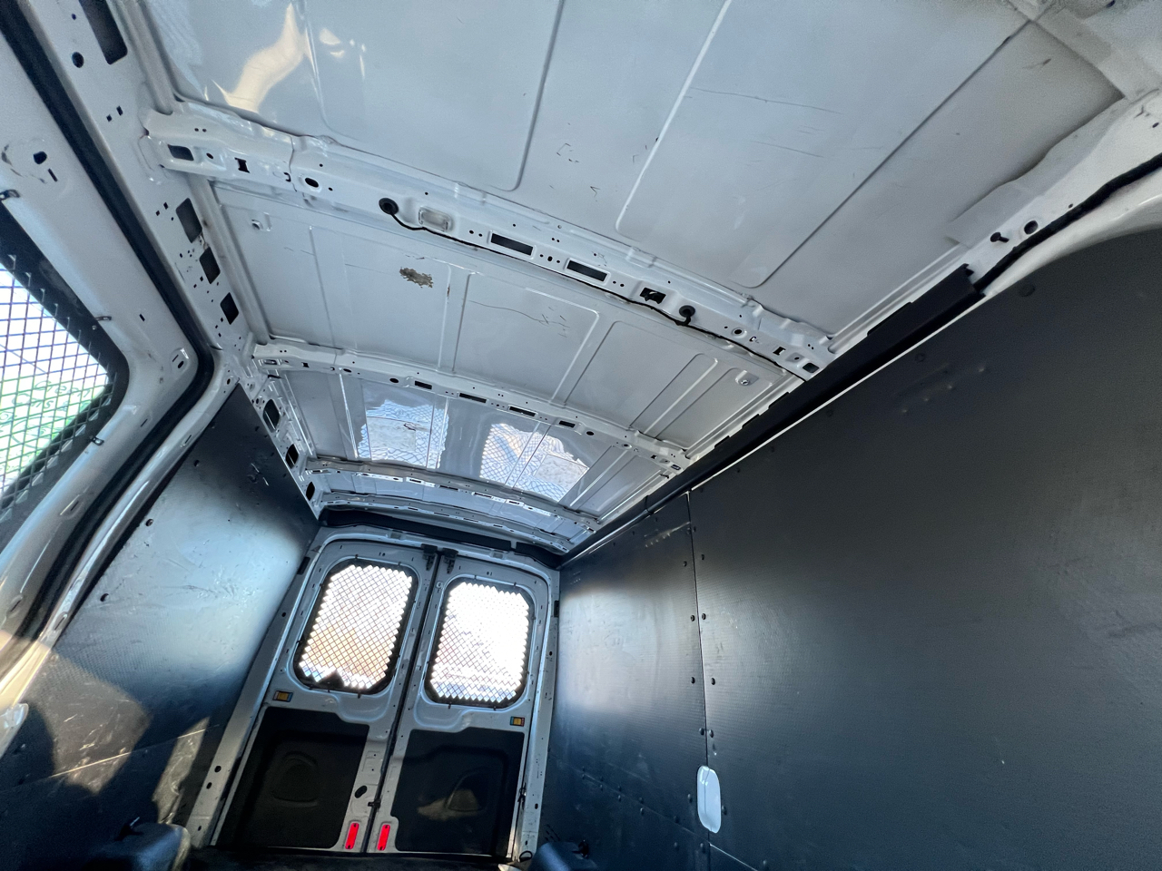 Ford Transit Cargo Van T-350 148" Med Rf 9500 GVWR Sliding RH Dr 2015