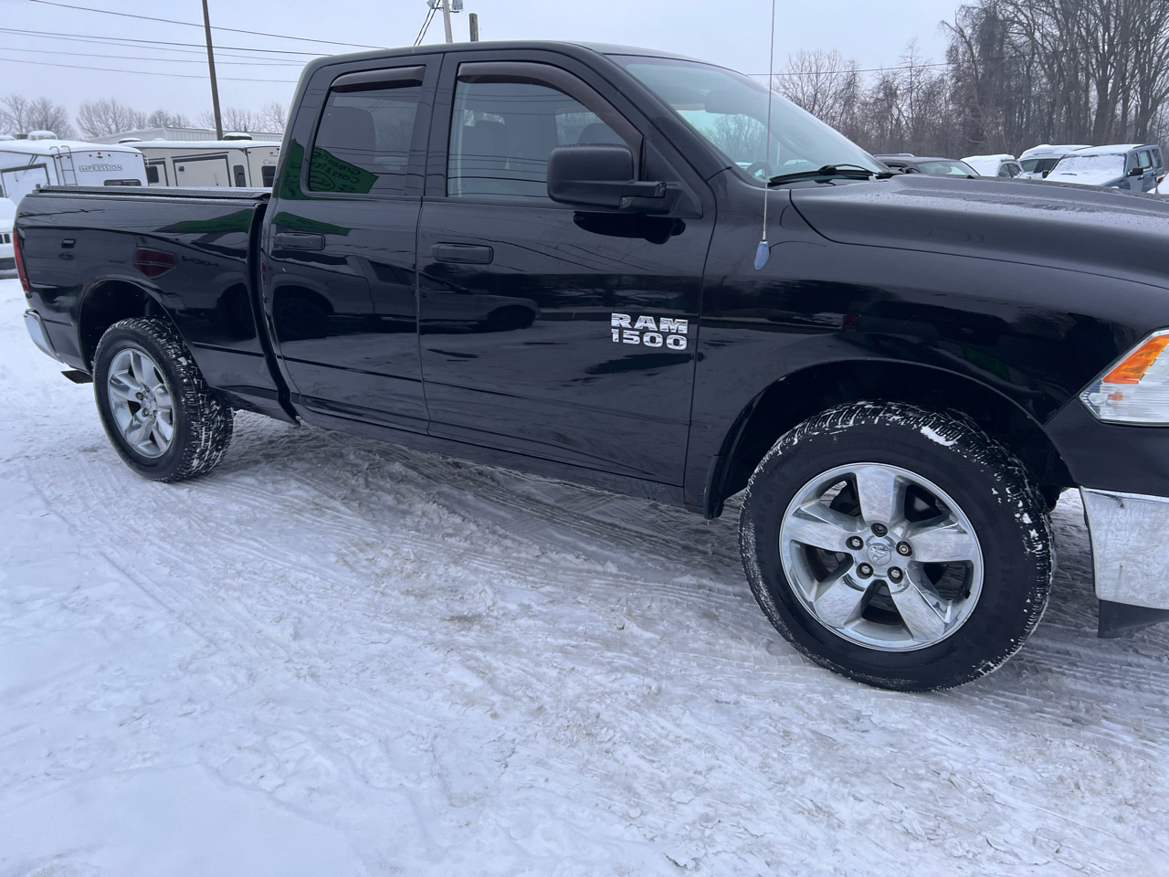 RAM 1500 4WD Quad Cab 140.5" Tradesman 2013