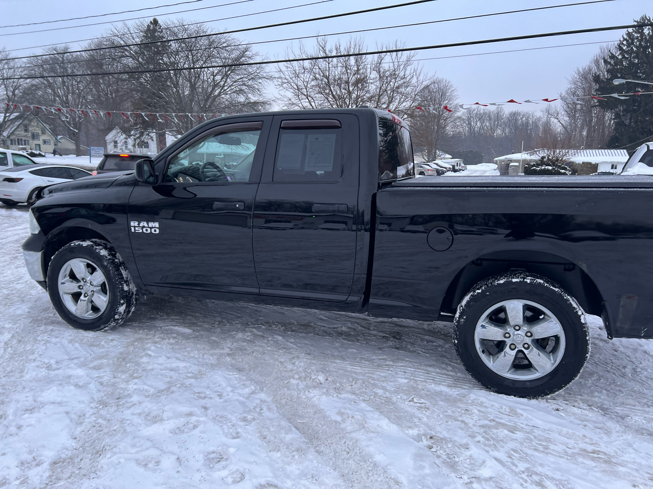 RAM 1500 4WD Quad Cab 140.5" Tradesman 2013