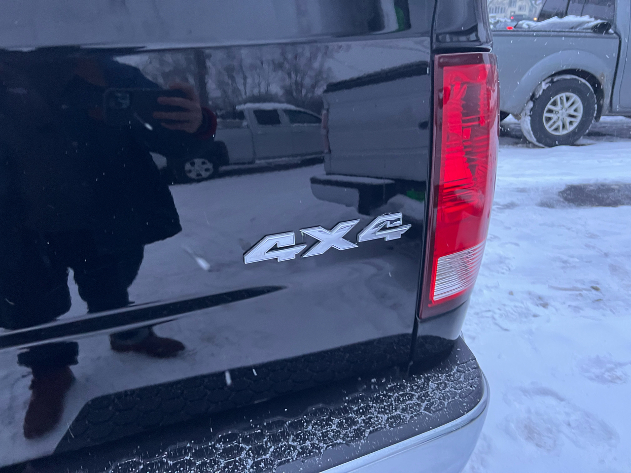 RAM 1500 4WD Quad Cab 140.5" Tradesman 2013