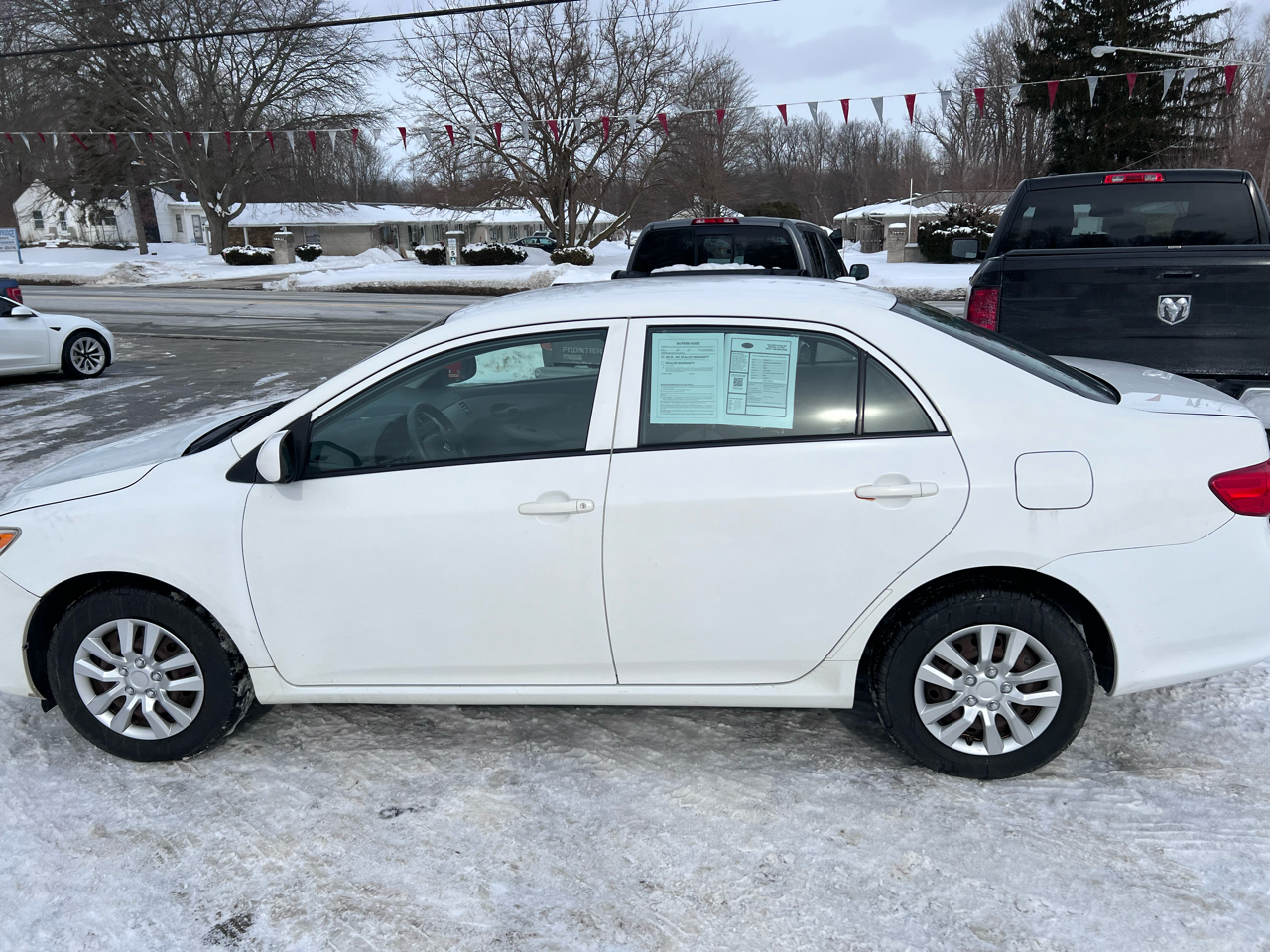 Toyota Corolla 4dr Sdn Auto LE Special Edition (Natl) 2009
