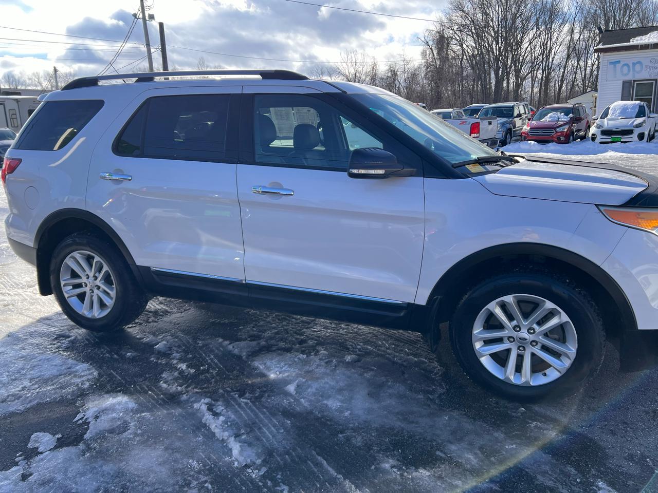 Ford Explorer XLT 4WD 2013