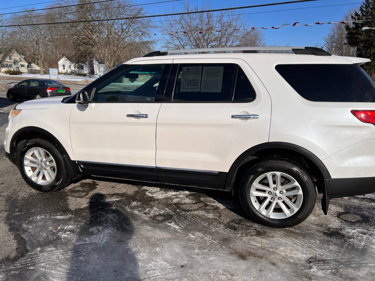 Ford Explorer XLT 4WD 2013