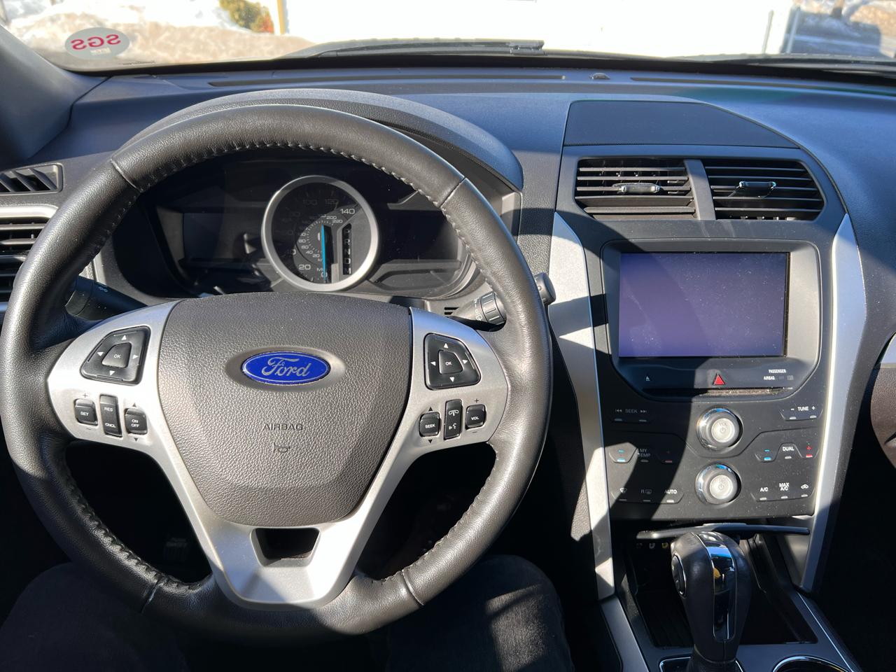 Ford Explorer XLT 4WD 2013