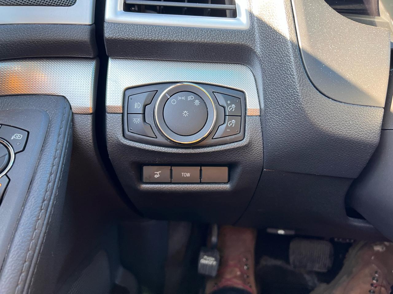 Ford Explorer XLT 4WD 2013