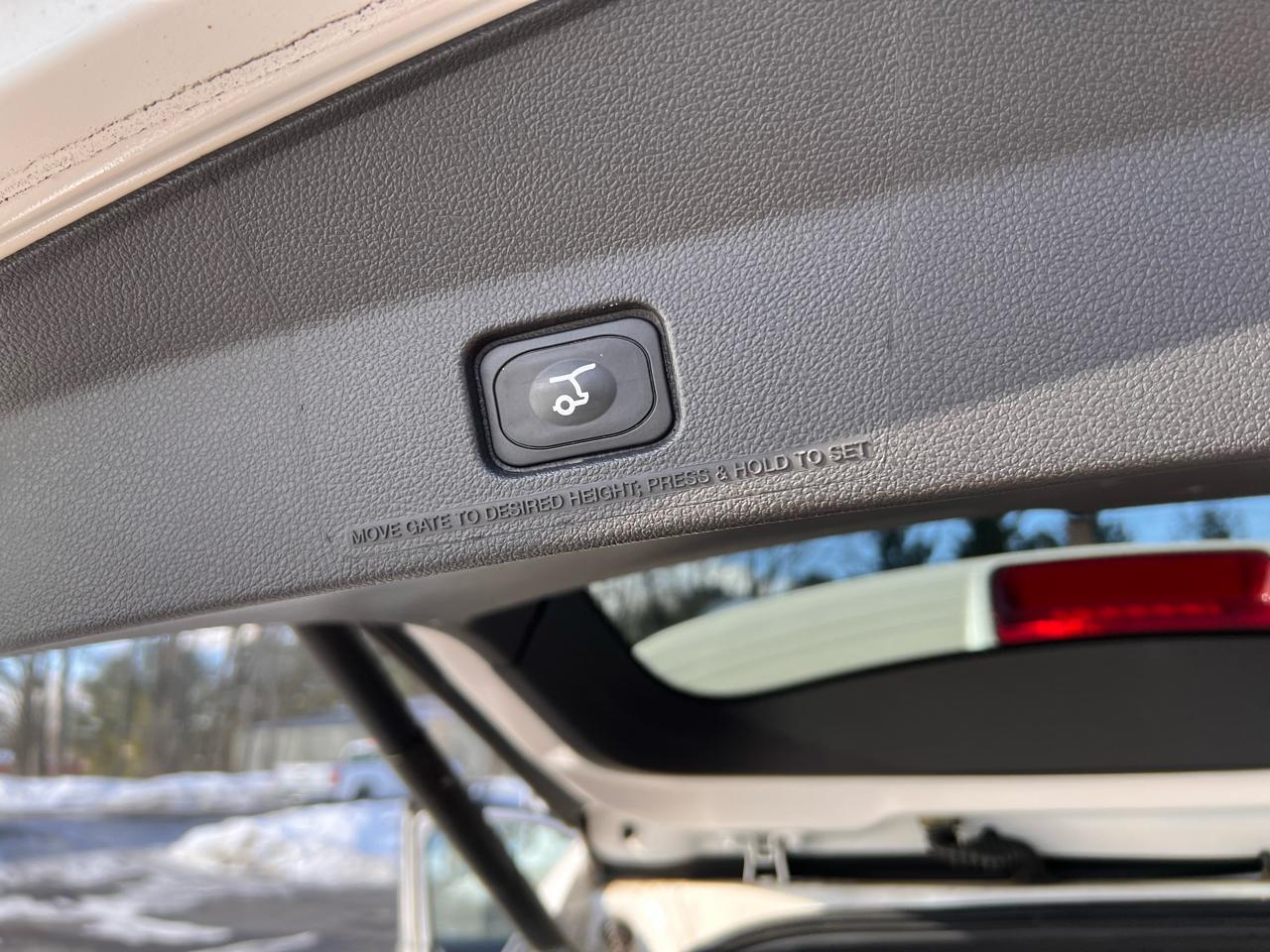 Ford Explorer XLT 4WD 2013